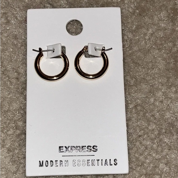Express Gold Medium Hoop Earrings - Picture 1 of 4